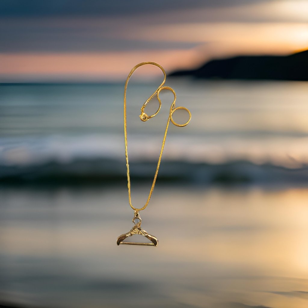 Gold Hanger Necklace/Barbie Style